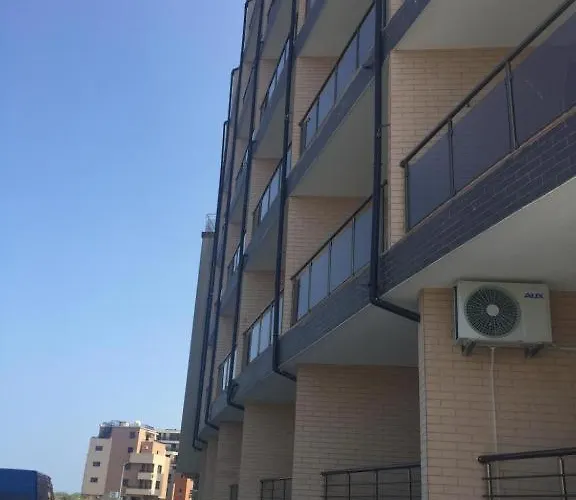 8 Steps To The Pomorie