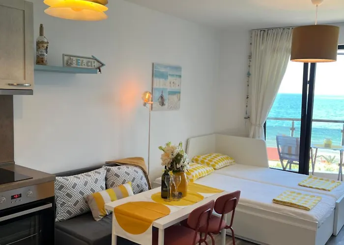 Apartment 8 Steps To The *