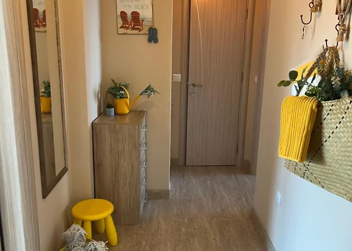 Apartment 8 Steps To The *